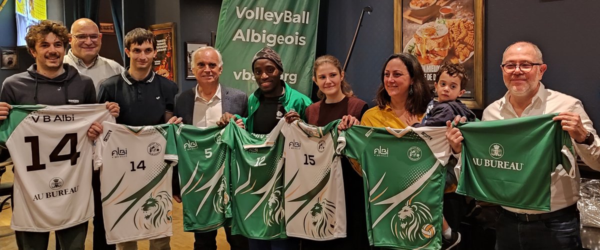 Ce club albigeois dévoile ses nouveaux maillots pour ses dix ans, les sponsors au rendez-vous