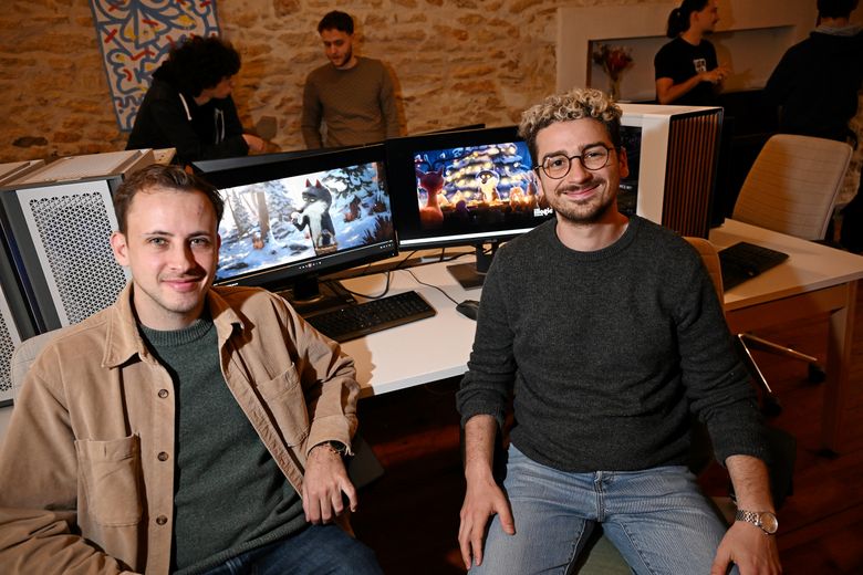 Lucas et Théophile, les deux réalisateurs de la publicité de Noël.