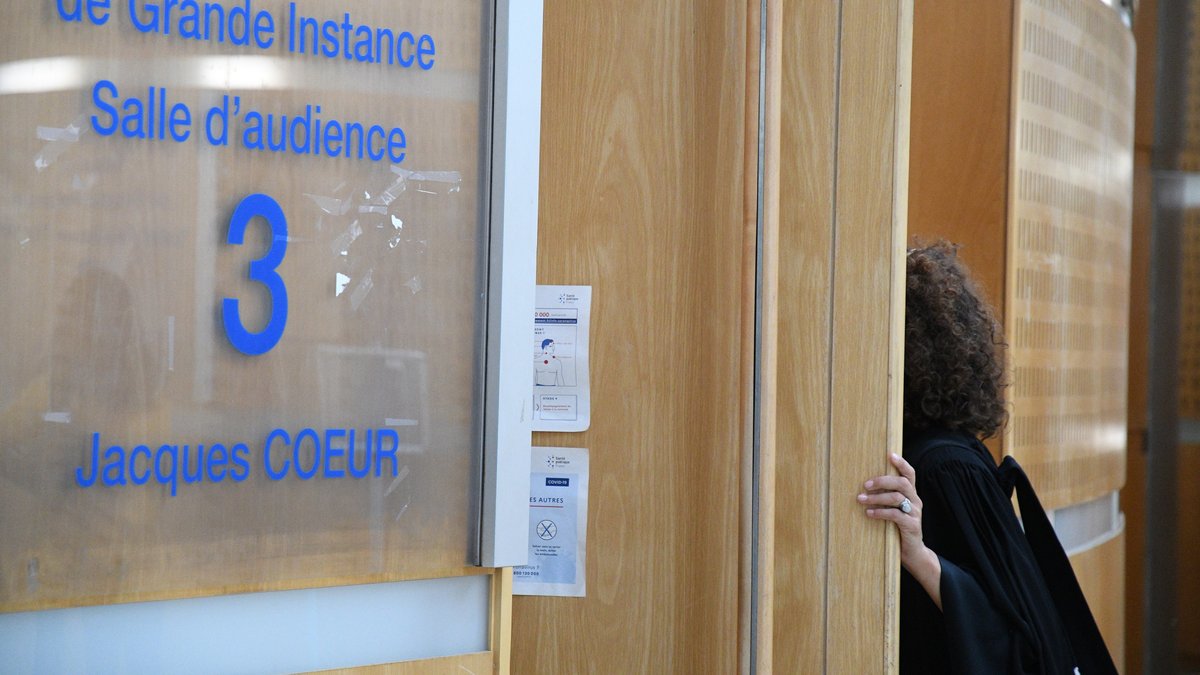 "Je ne suis pas sûre qu’il appellera les pompiers la prochaine fois" : poursuivi pour avoir causé un incendie, il nie tout en bloc