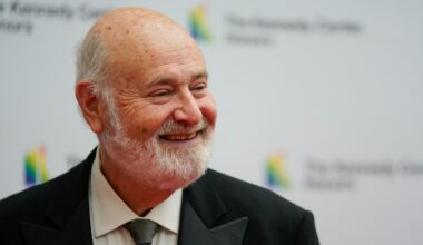 Rob Reiner, le réalisateur de « Quand Harry rencontre Sally », « Stand By Me » ou encore « Misery », est mort à 78 ans