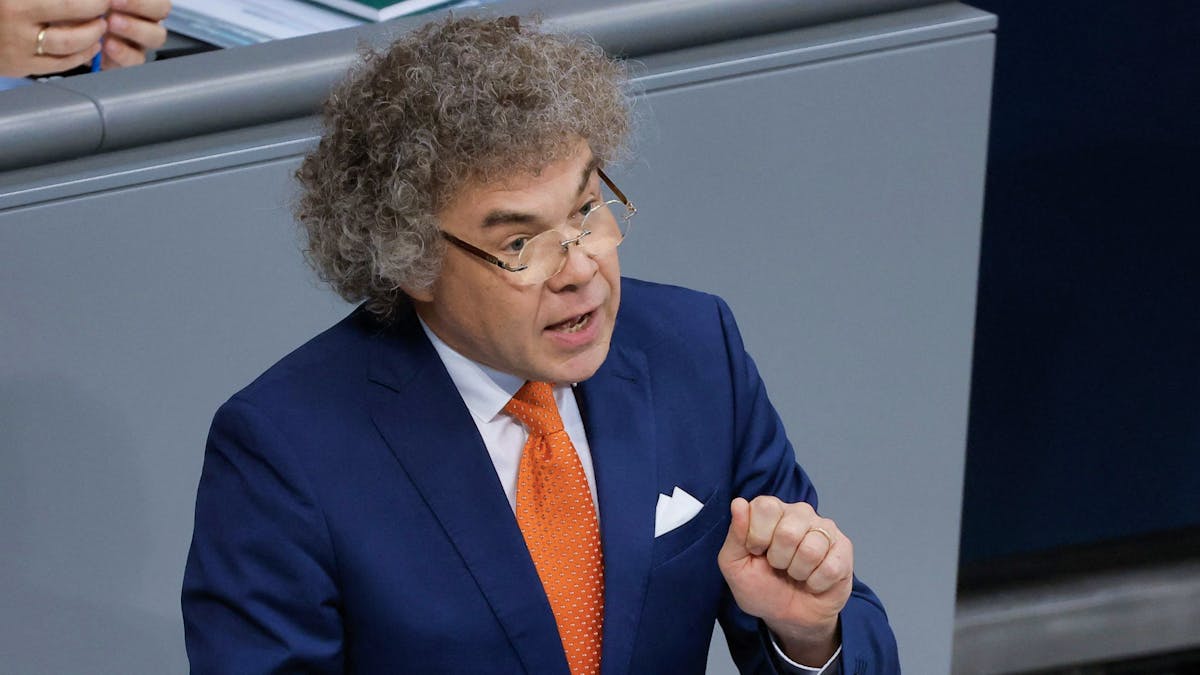 Allemagne: Un député d’extrême droite aurait fait un salut nazi au Parlement