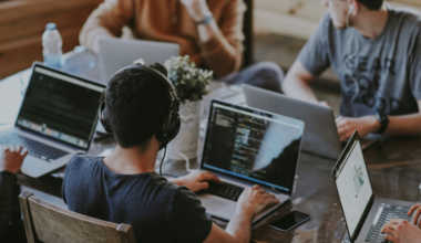 Développé à Toulouse, cet assistant IA aide les lycéens et les étudiants à trouver leur orientation post-bac