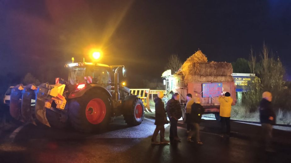 Blocage en cours à Béziers aux alentours de 6h15.