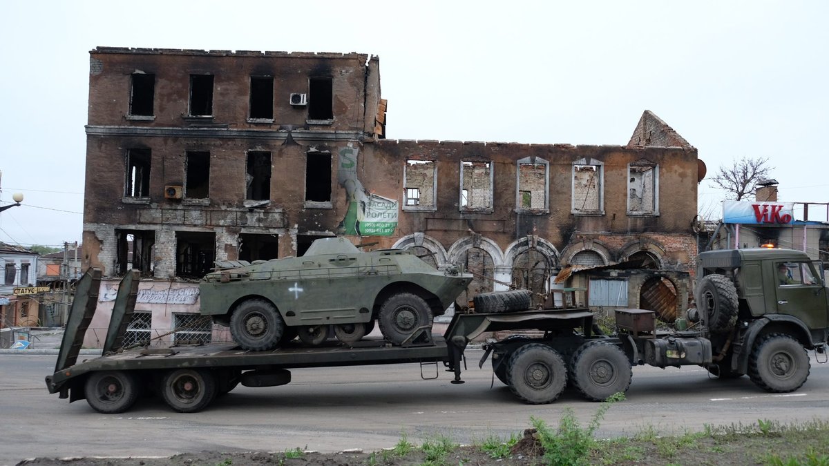 Guerre en Ukraine : la Russie affirme avoir pris "le contrôle" de la ville de Koupiansk, un point stratégique pour la suite de conflit