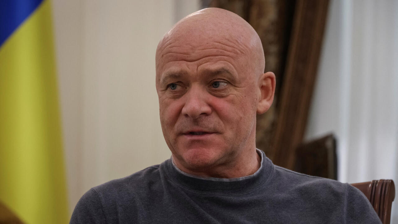 Ukraine: à Odessa, le limogeage brutal du maire suscite de vives critiques - Reportage international