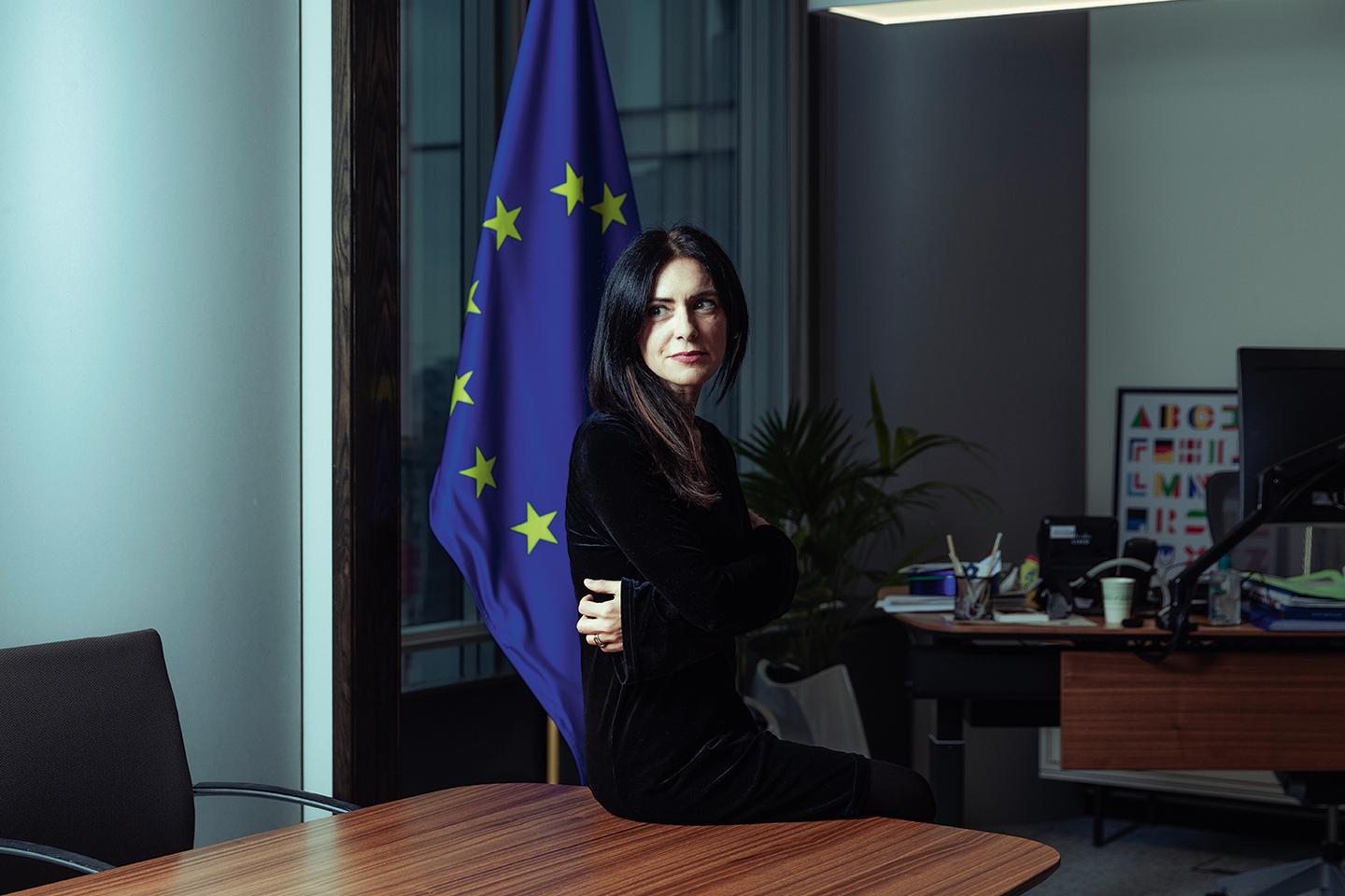 Pina Picierno, une eurodéputée sous la menace de la Russie