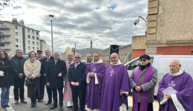 L’archevêque Monseigneur Turini a visité les deux églises de la ville