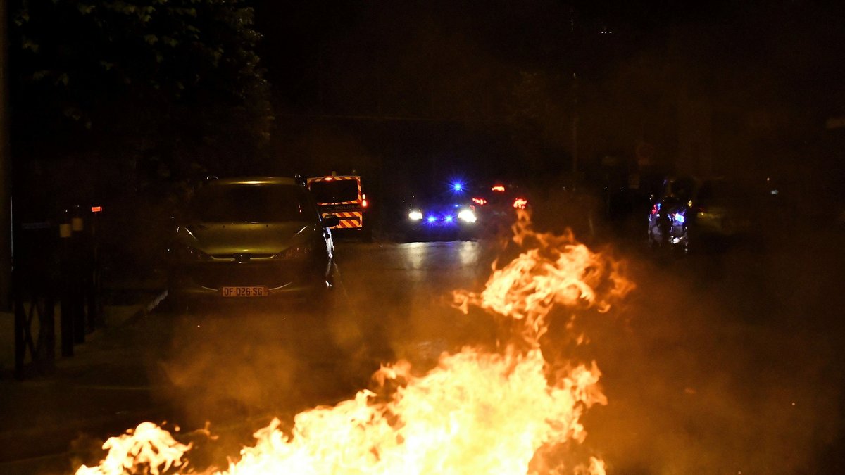 Une assurance émeutes obligatoire pour tous les Français ? Le projet qui ferait flamber les tarifs