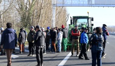DIRECT. Dermatose nodulaire : les agriculteurs se mobilisent vers le périphérique de Toulouse, une opération escargot attendue dans la journée