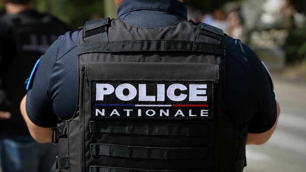 Un cambrioleur, surpris par sa victime, chute de deux étages à Marseille