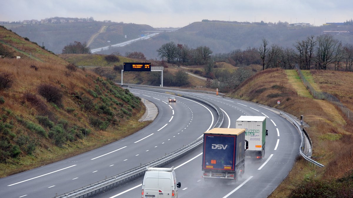 Dermatose nodulaire : l’autoroute A20 fermée dans les deux sens de circulation