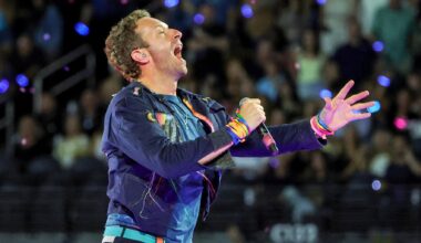 L’Américaine épinglée par la kiss cam de Coldplay revient sur le cauchemar qu’elle a vécu