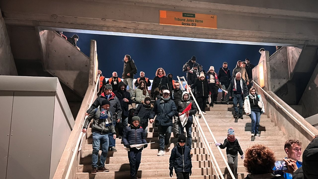 "c'était un moment exceptionnel" pour les supporters de Fontenay face au PSG