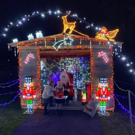 La maison du Père Noël créée par Mattéo.