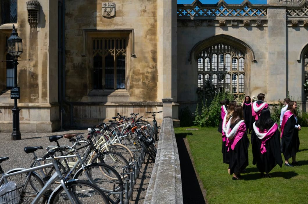 Le Royaume-Uni va réintégrer le programme d'échange universitaire Erasmus+ en 2027