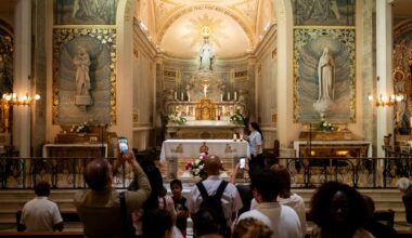 A Paris, une chapelle presque inconnue attire des millions de touristes