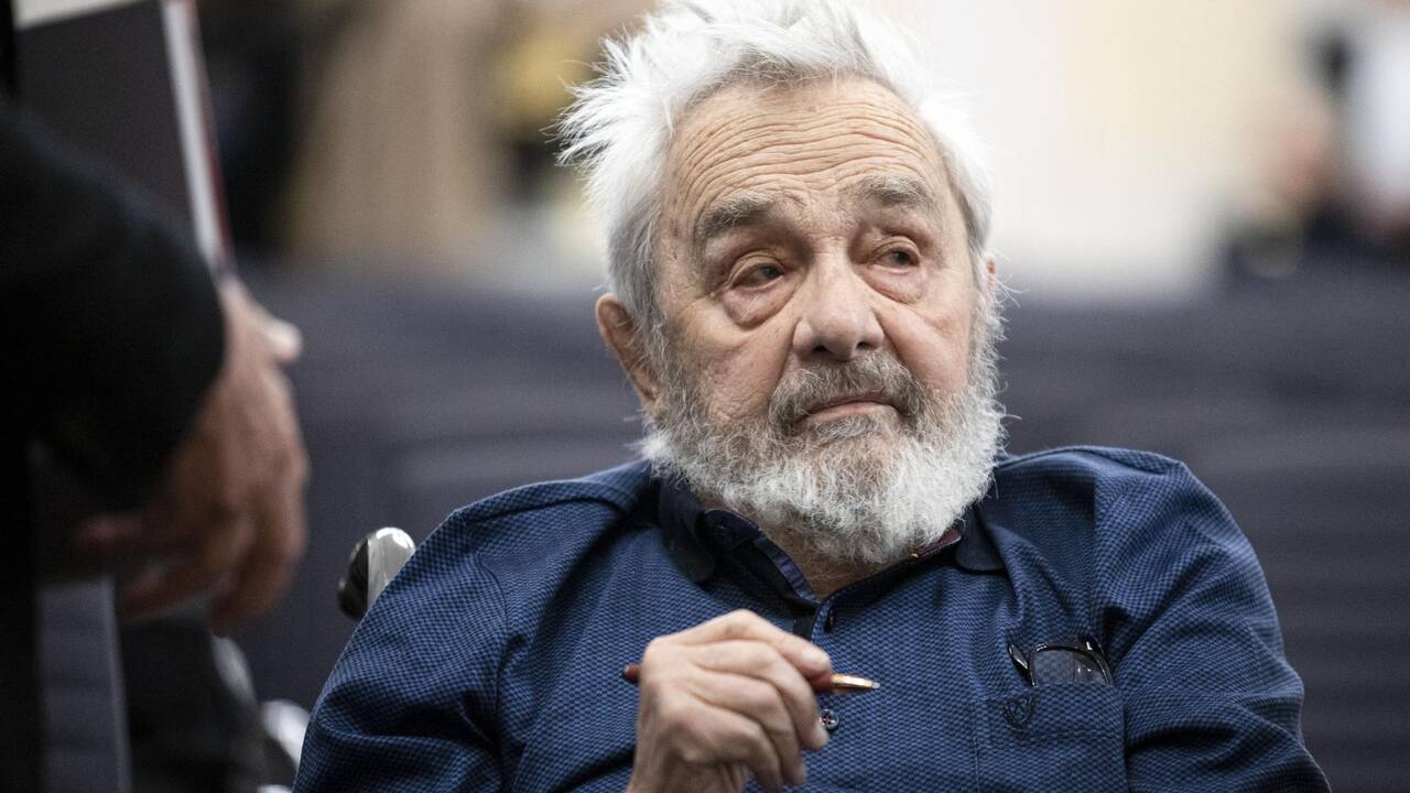 Obsédé par la mort et la souffrance, le peintre autrichien Arnulf Rainer s’en est allé