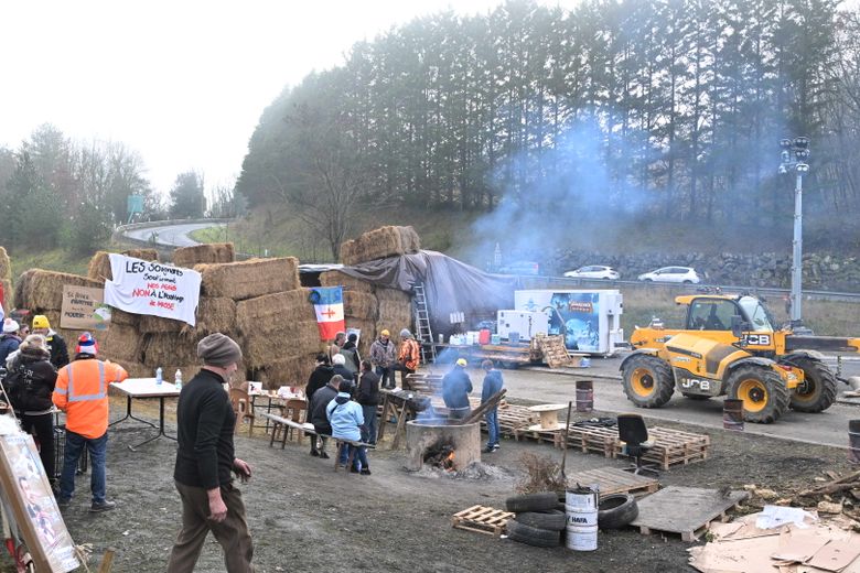 Les agriculteurs se sont organisés afin de rester sur la durée.