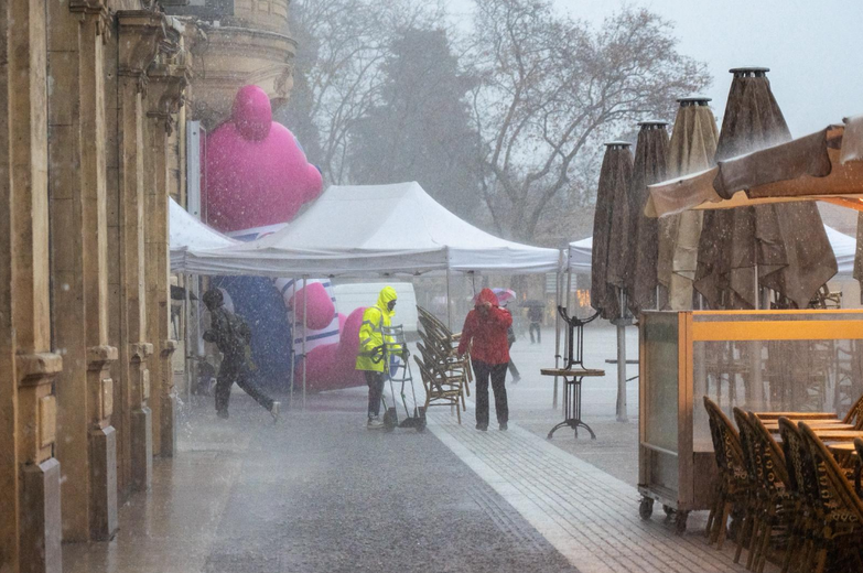 Les terrasses sont rentrées.