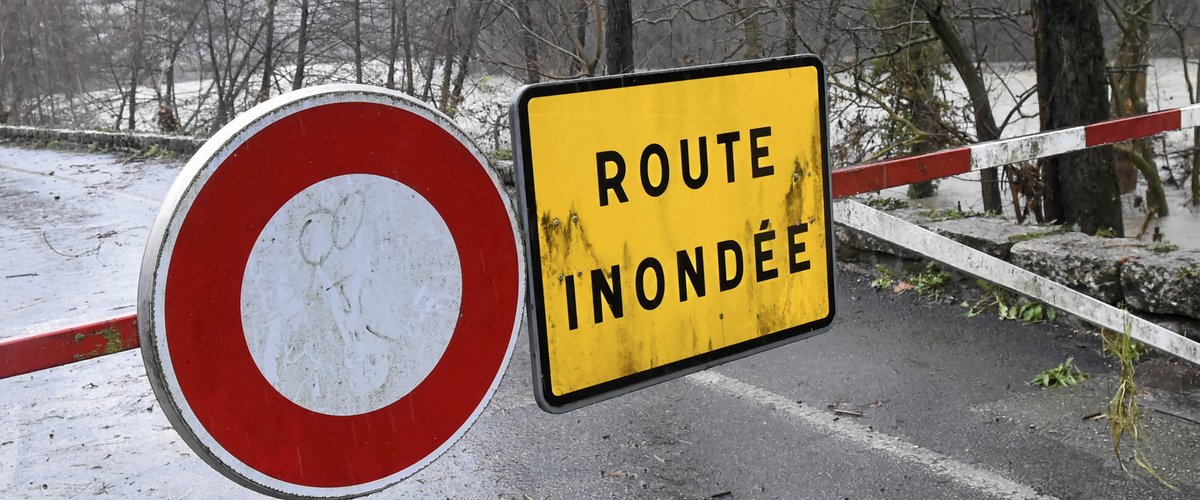 Le département de l’Hérault passe en alerte rouge : liste de toutes les routes coupées, camping évacué, personnes privées électricité… le point