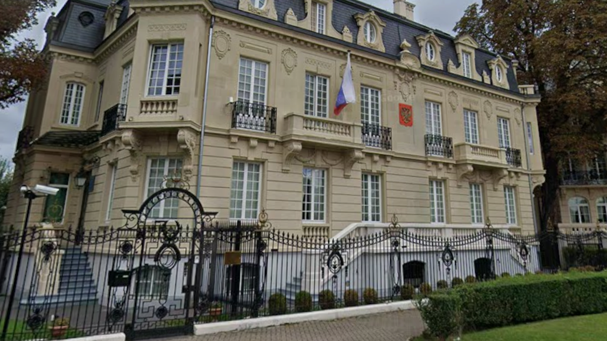Une enveloppe suspecte retrouvée dans la cour : que s’est-il passé au consulat de Russie à Strasbourg ?