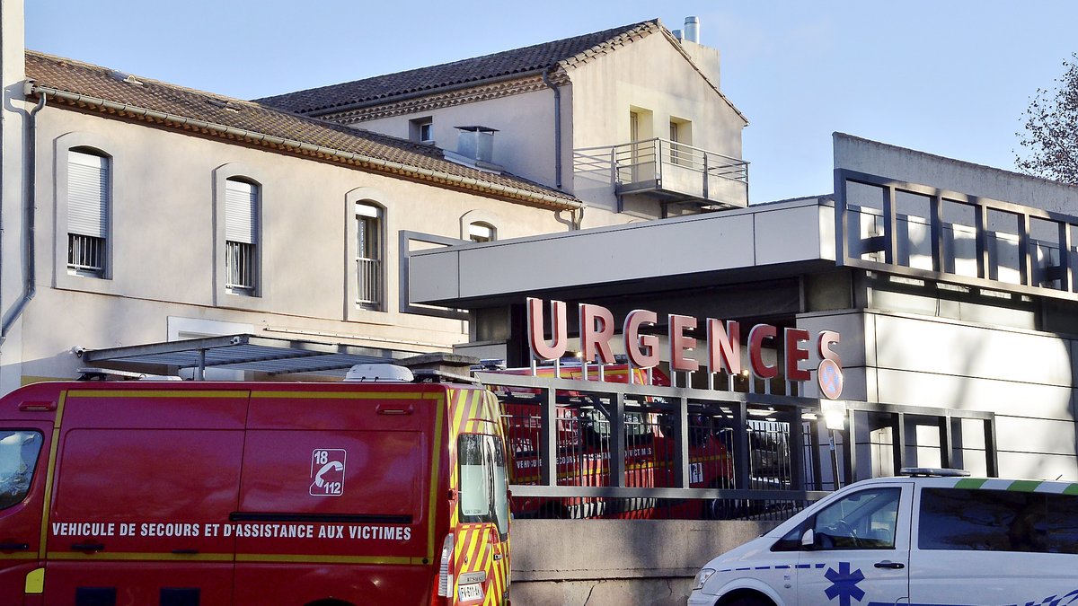Circulation très importante des virus : le centre hospitalier de Narbonne rend obligatoire le port du masque