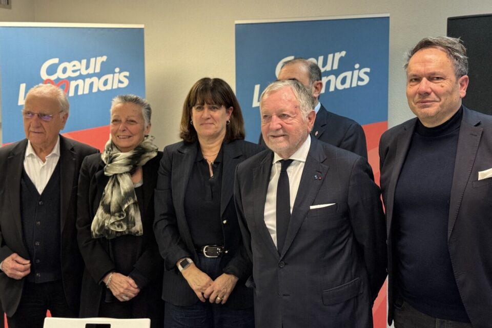 Jean-Michel Aulas avec Véronique Sarselli et les co-présidents de groupe de l'opposition à la Métropole de Lyon.