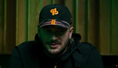 le rappeur marseillais Jul semble sur de lui, il souhaite faire un film sur sa vie