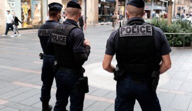 Elle tente de l’étrangler avec un filet à cheveux… Quand le conflit entre deux femmes vire à la tentative de meurtre