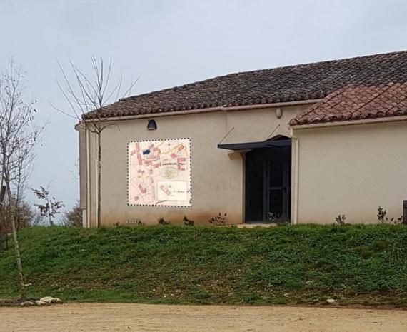 Le Comité des fêtes et d’action culturelle de Lacapelle-Cabanac s’est lancé dans la réalisation d’une fresque.