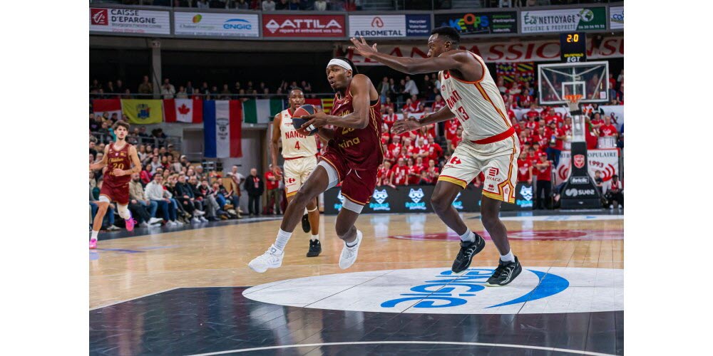 Dans un Colisée en ébulition pour le dernier match de 2025, l'Elan Chalon a réussi à prendre le dessus sur une valeureuse équipe du Sluc Nancy et termine donc l'année à la huitième place. Photo Christophe Dury