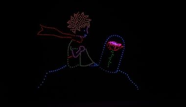 un spectacle de 1 000 drones sur le thème du Petit Prince