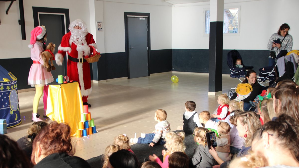 Saint-Étienne-de-Tulmont. Le Père Noël avait rendez-vous avec BB Cailloux 82