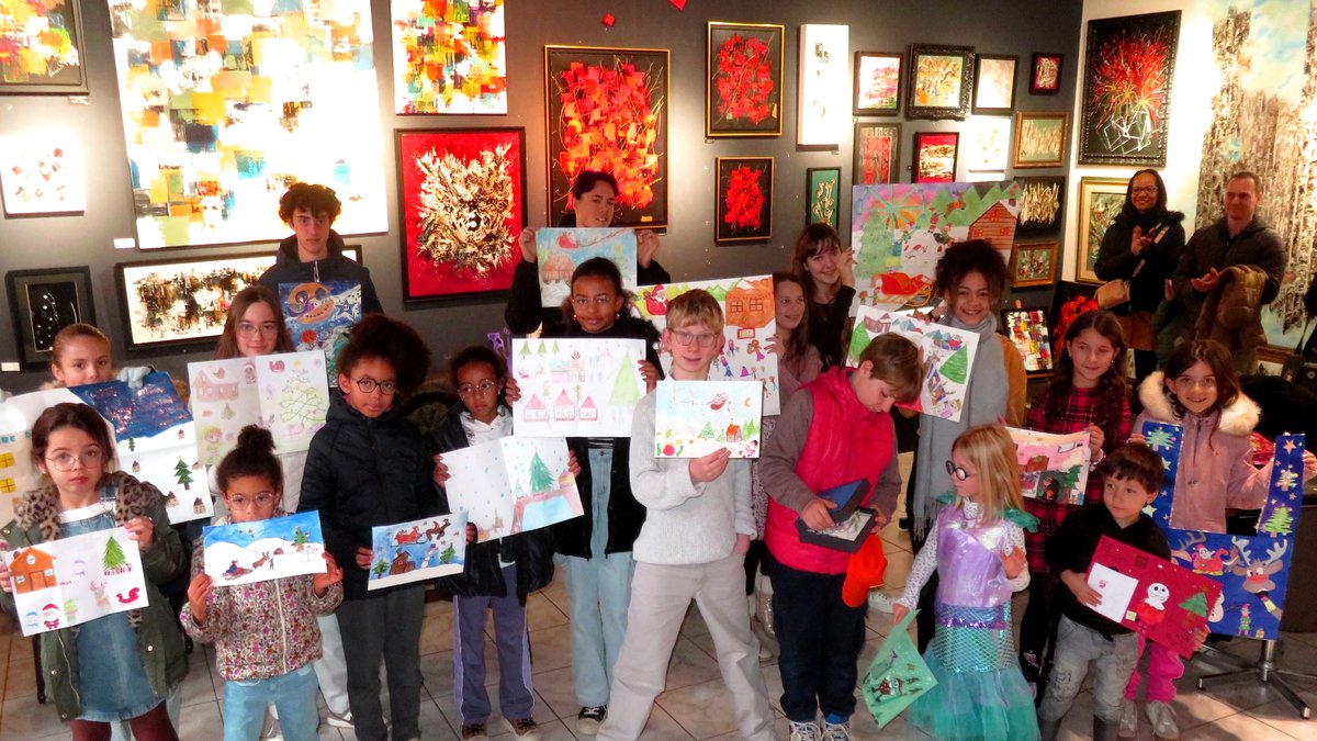 A Narbonne, des commerçants généreux et des créations de qualité pour le concours 2025 des "Rennes de Noël"