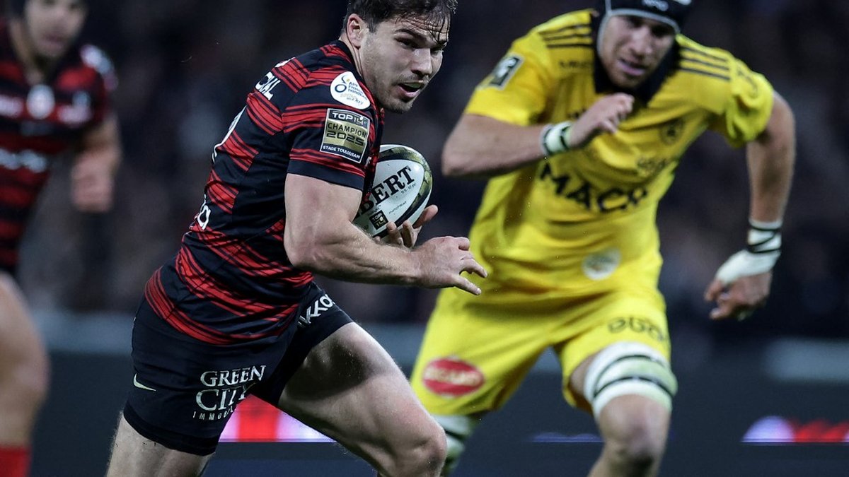 "On avait ciblé Antoine Dupont" : Oscar Jegou raconte comment le plan de La Rochelle a tourné au fiasco contre le Stade Toulousain