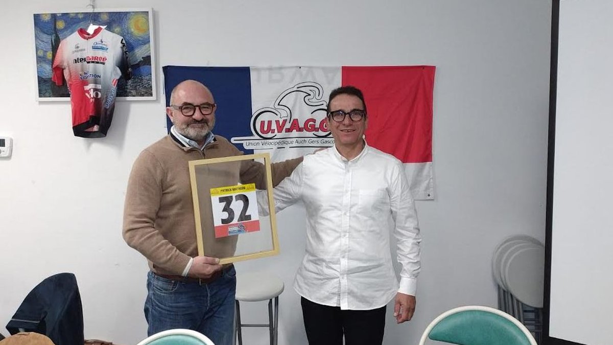 "Il donne sans compter" : Patrick Mathéou reçoit le dossard d’or pour une vie dédiée au cyclisme gersois