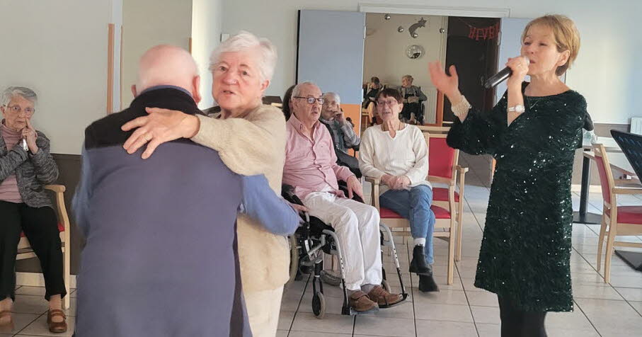Saint-Max. Un après-midi rythmé par la chanson au Clos Pré