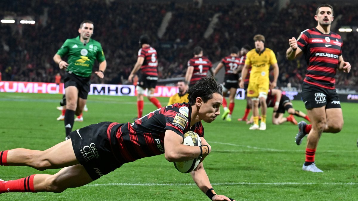 Stade Toulousain : Ange Capuozzo s’ajoute à la liste des blessés chez les trois-quarts… On vous en dit plus sur sa durée d’indisponibilité