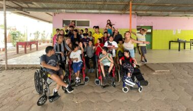 Dix étudiants en kiné de Montpellier lancent une collecte pour soigner des enfants handicapés en Bolivie