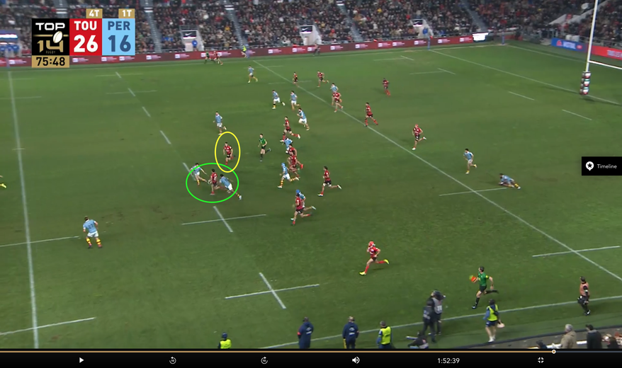 Albornoz (cercle vert) est repris après une course de 40 mètres. Serin a suivi, mais l’Argentin préfère passer au sol (capture d’écran LNR).