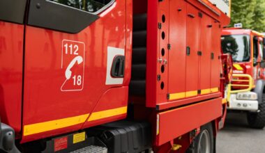 des dizaines d'habitants évacués ont passé la nuit dans un gymnase et une école