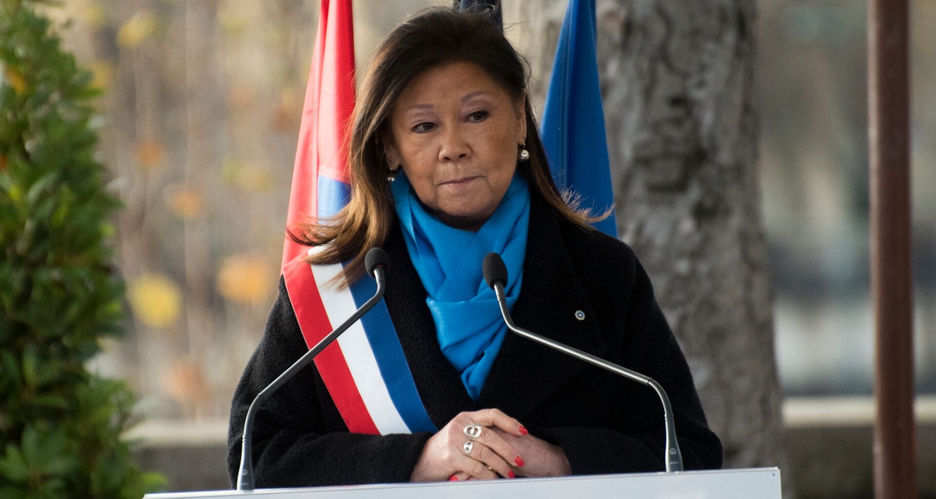 à Paris, la maire du 8e a commencé à rembourser ses 36.000 euros de vêtements