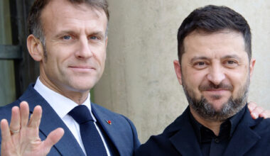 Emmanuel Macron va se rendre à Londres lundi pour rencontrer Volodymyr Zelensky, Keir Starmer et Friedrich Merz