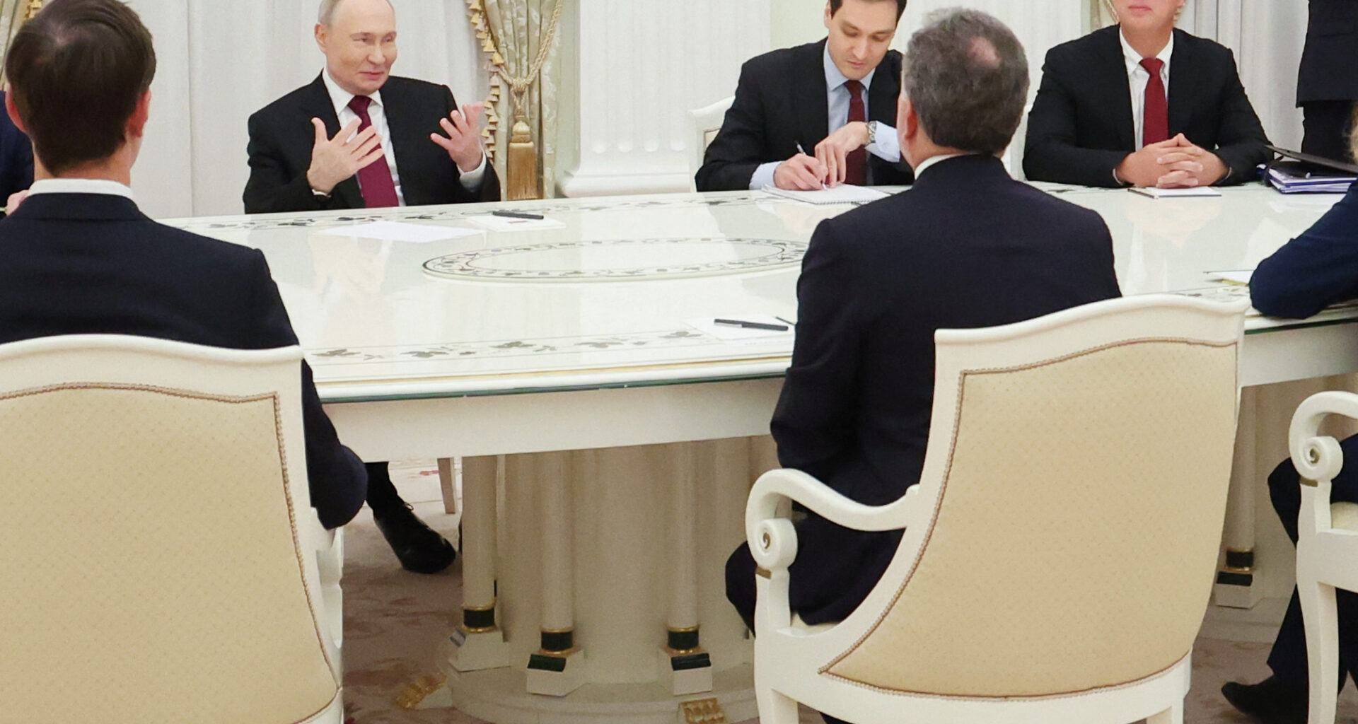 aucun "compromis" trouvé sur les territoires occupés par la Russie à l'issue de la rencontre entre Vladimir Poutine et les Américains