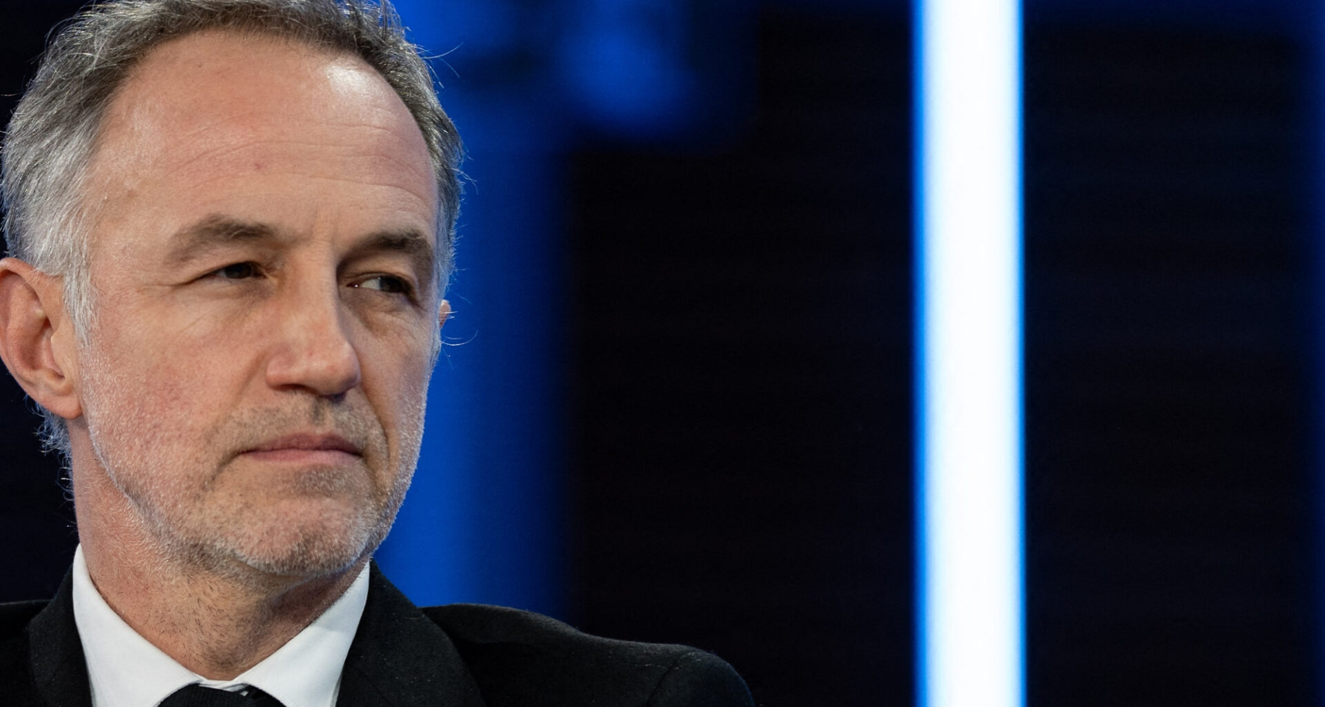 le candidat PS aux municipales à Paris Emmanuel Grégoire favorable à une vente du Parc des Princes au PSG