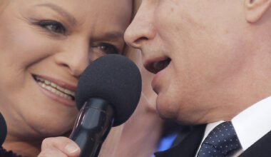 qui est Larissa Dolina, la chanteuse préférée de Vladimir Poutine ?