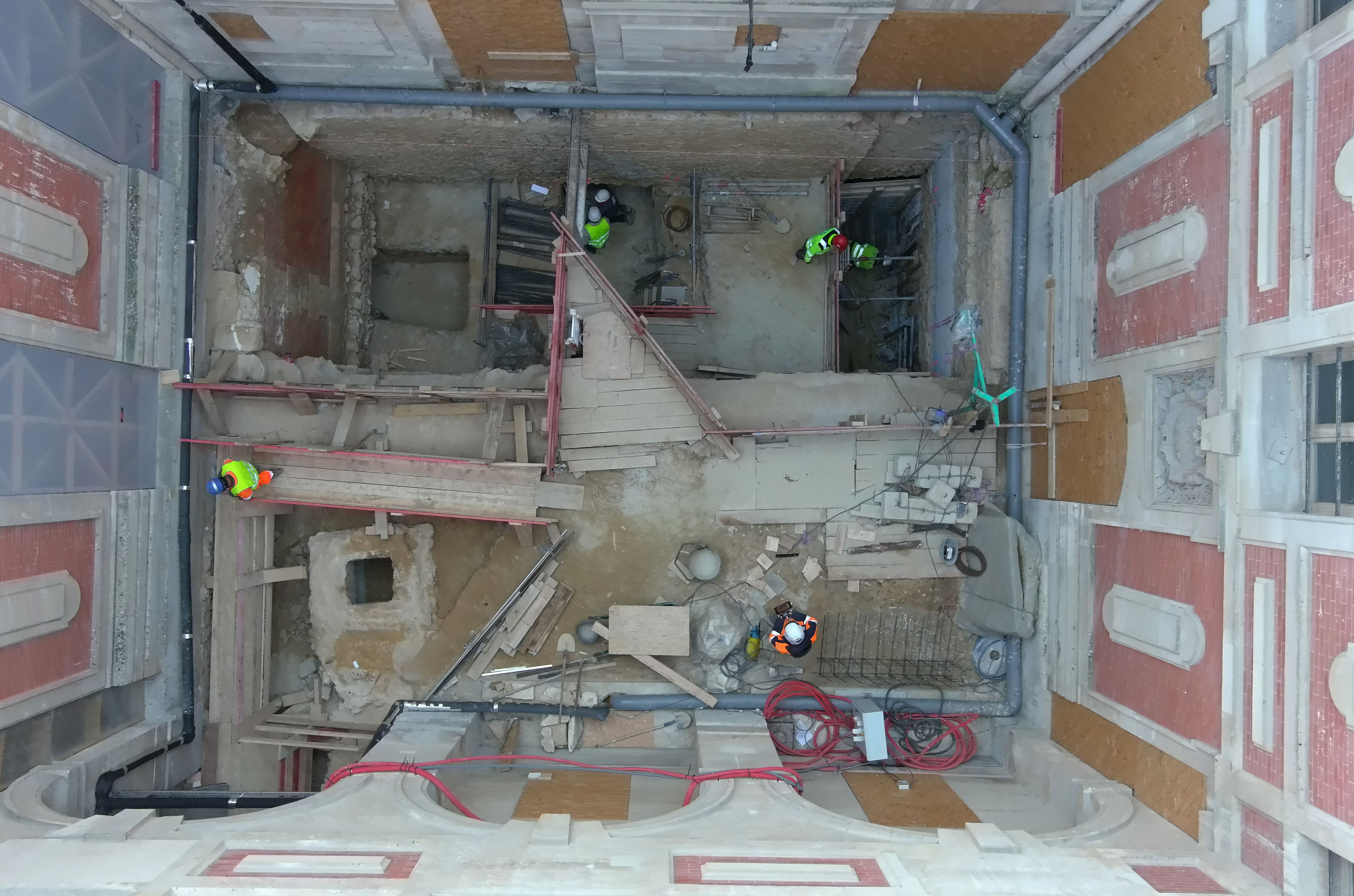 Versailles 1 Versailles 1