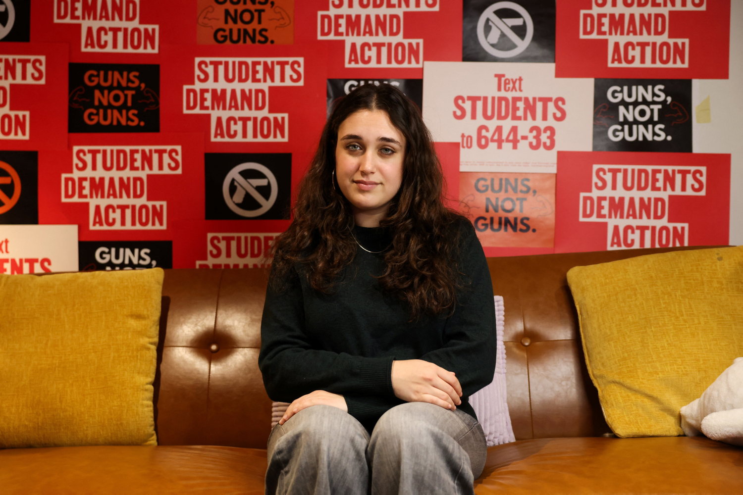 Aux États-Unis, la militante Mia Tretta dénonce le laxisme meurtrier des autorités sur les armes après avoir survécu à une nouvelle fusillade