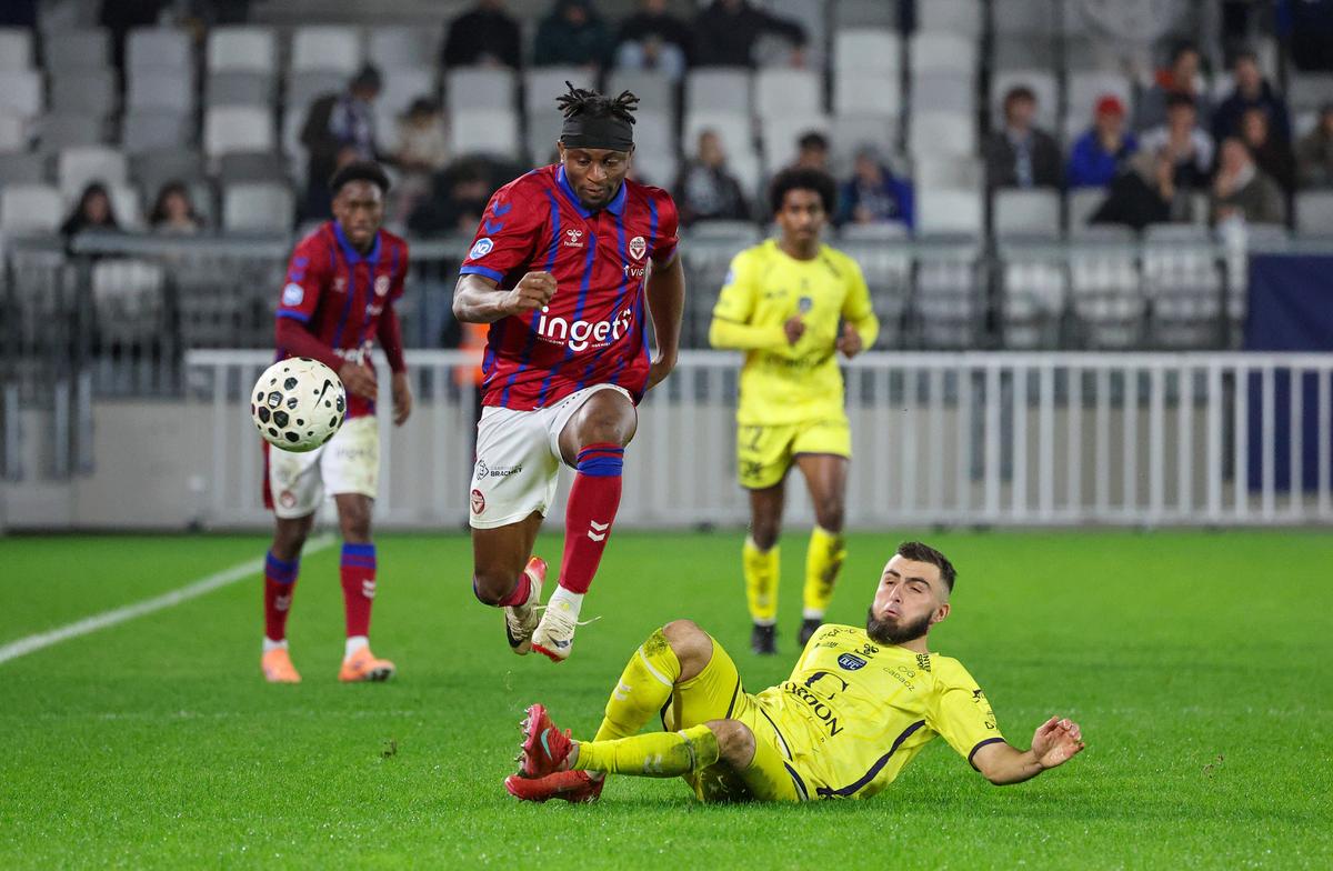 ANALYSE. Girondins de Bordeaux - Dinan Léhon (2-0). Désormais devant, ils ne relâchent pas leur effort