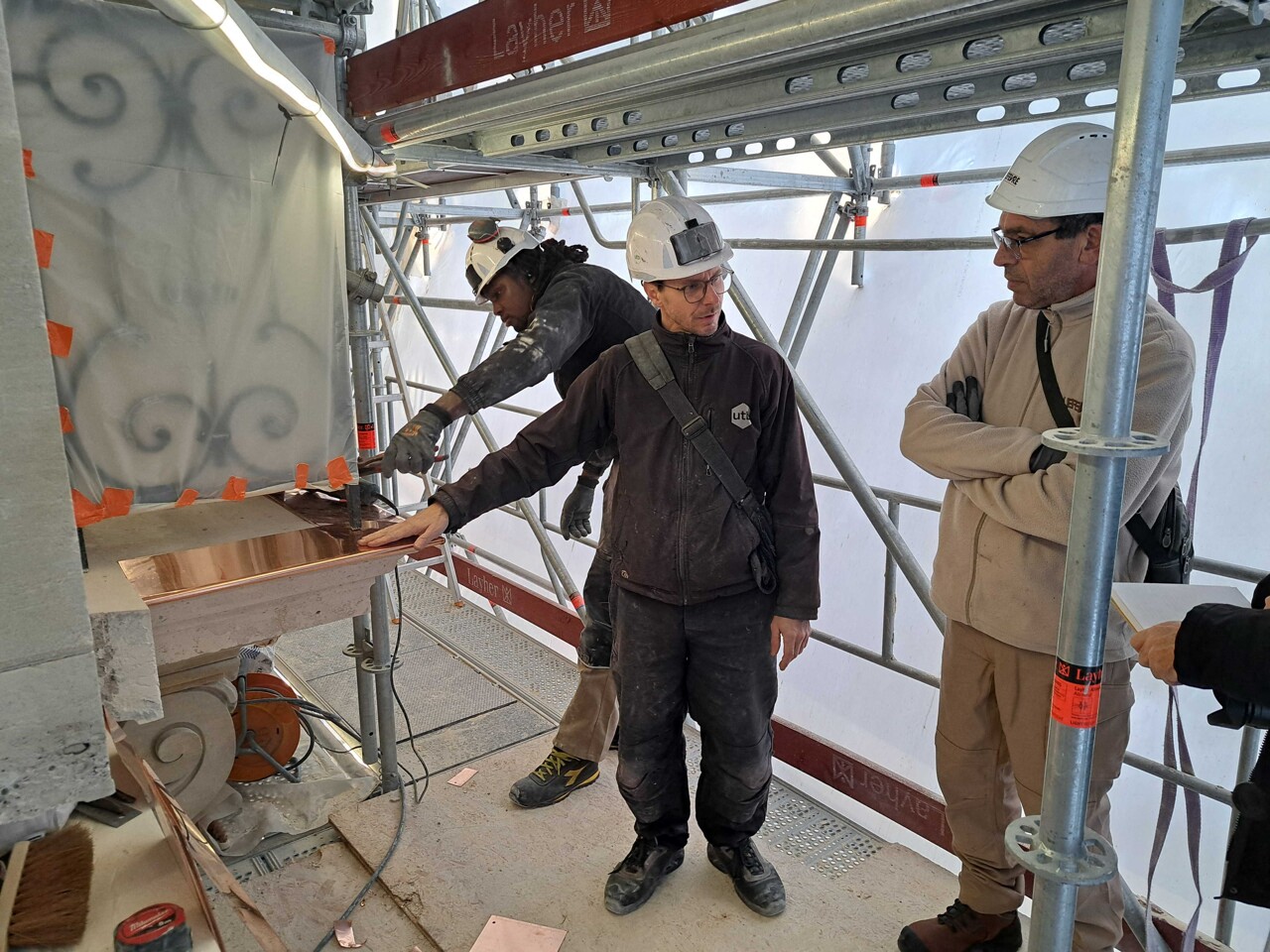 la rénovation de l'historique château de la Muette à Paris, véritable casse-tête